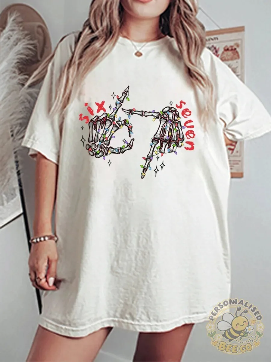 Vintage Skeleton Hands Christmas Lights Graphic Oversized T-Shirt